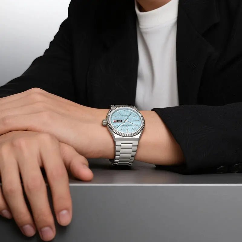 A fluted bezel Day-Date watch adds value daily - Sea-Gull Watch Official Store