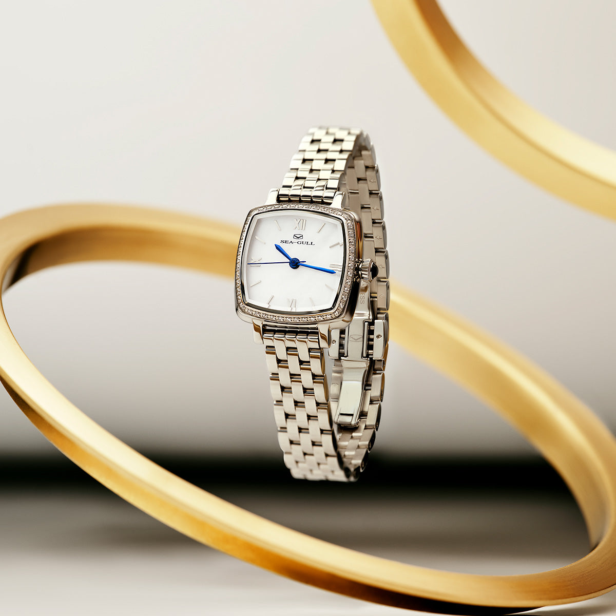 Oriento Series | Cube | Mother-of-Pearl Dial | 25mm Sea-Gull