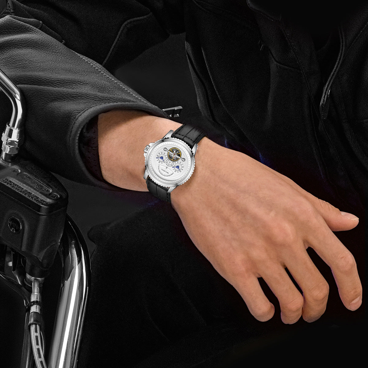 Duale Zeitzone | Retrograde Kalender | Schwungrad | 44mm
