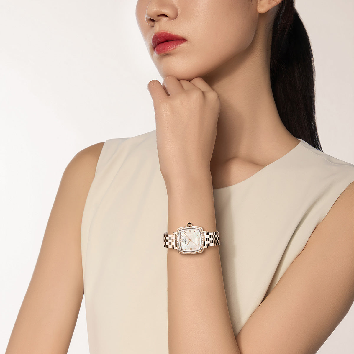 Oriento Series | Cube | Mother-of-Pearl Dial | 25mm