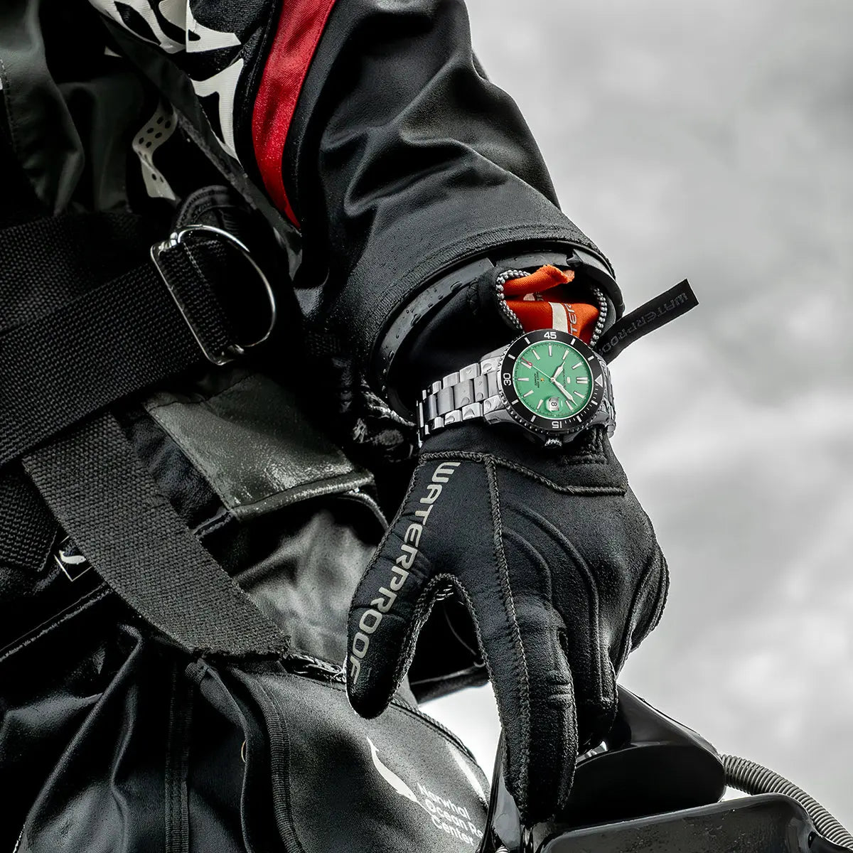 Ocean Series | Calendar | Luminous | 200m Waterproof | 44mm Sea-Gull