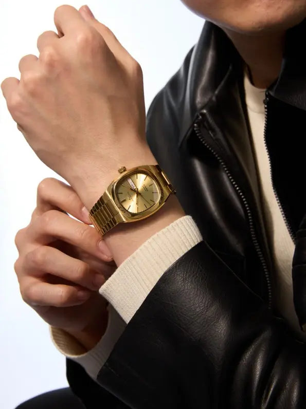 18K Gold-plated Dial | Vintage | Calendar | Tonneau | Gold Watch | 36mm