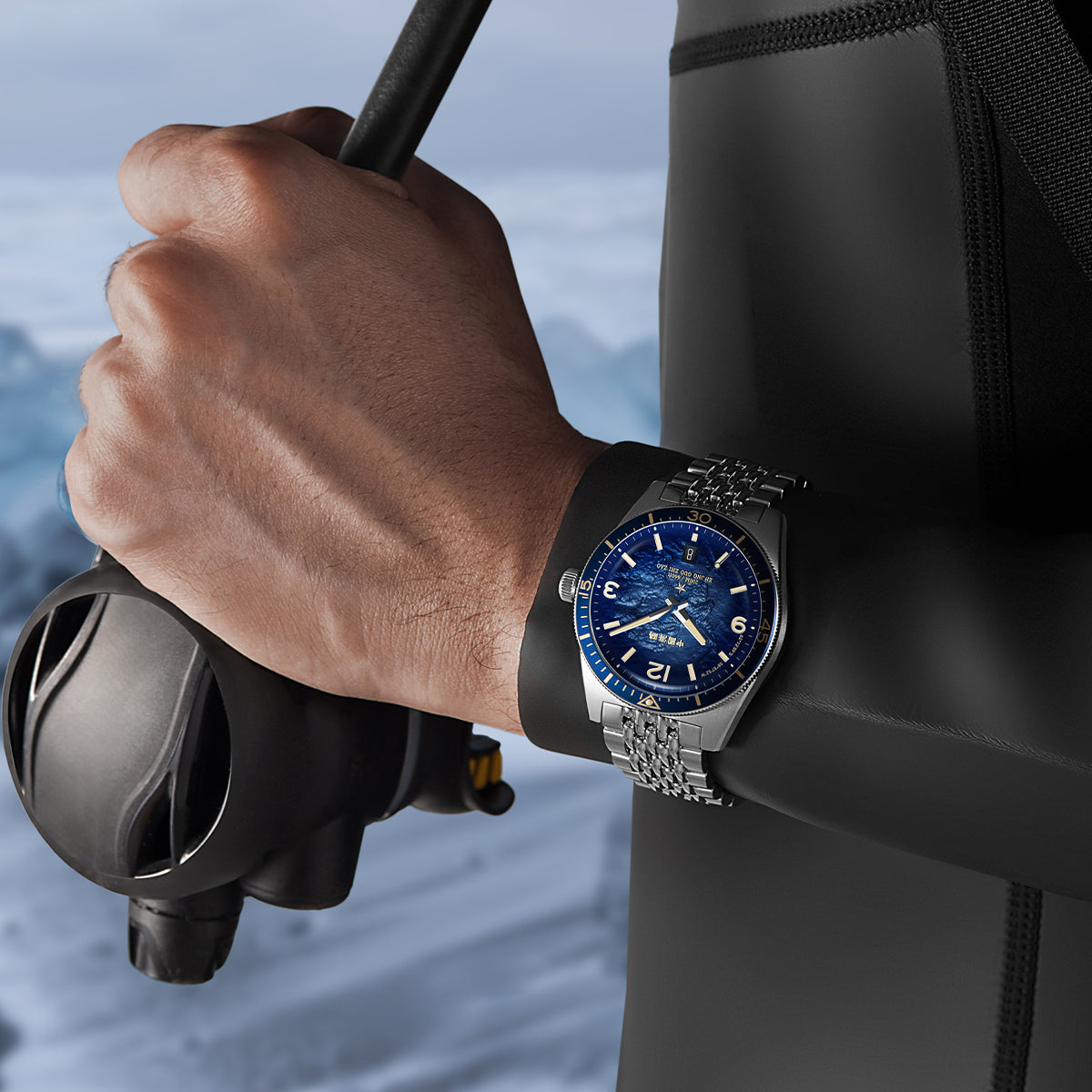 Ocean Series | 1984 Antarctic Expedition | 200m Waterproof | Calendar | Luminous | Dive | 40mm