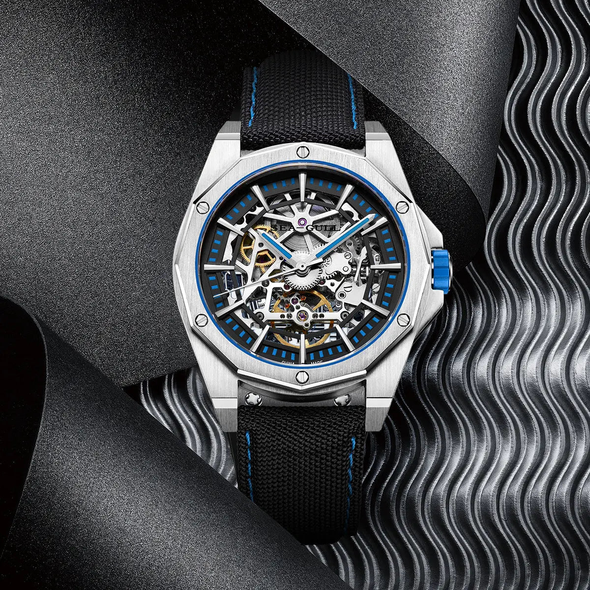 Straßenoberhaupt-Serie | Voller Skelett | Leuchtend | 43mm