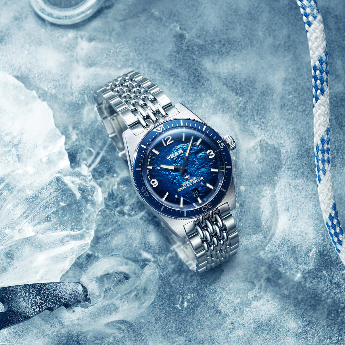 Ocean Series | 1984 Antarctic Expedition | 200m Waterproof | Calendar | Luminous | Dive | 40mm